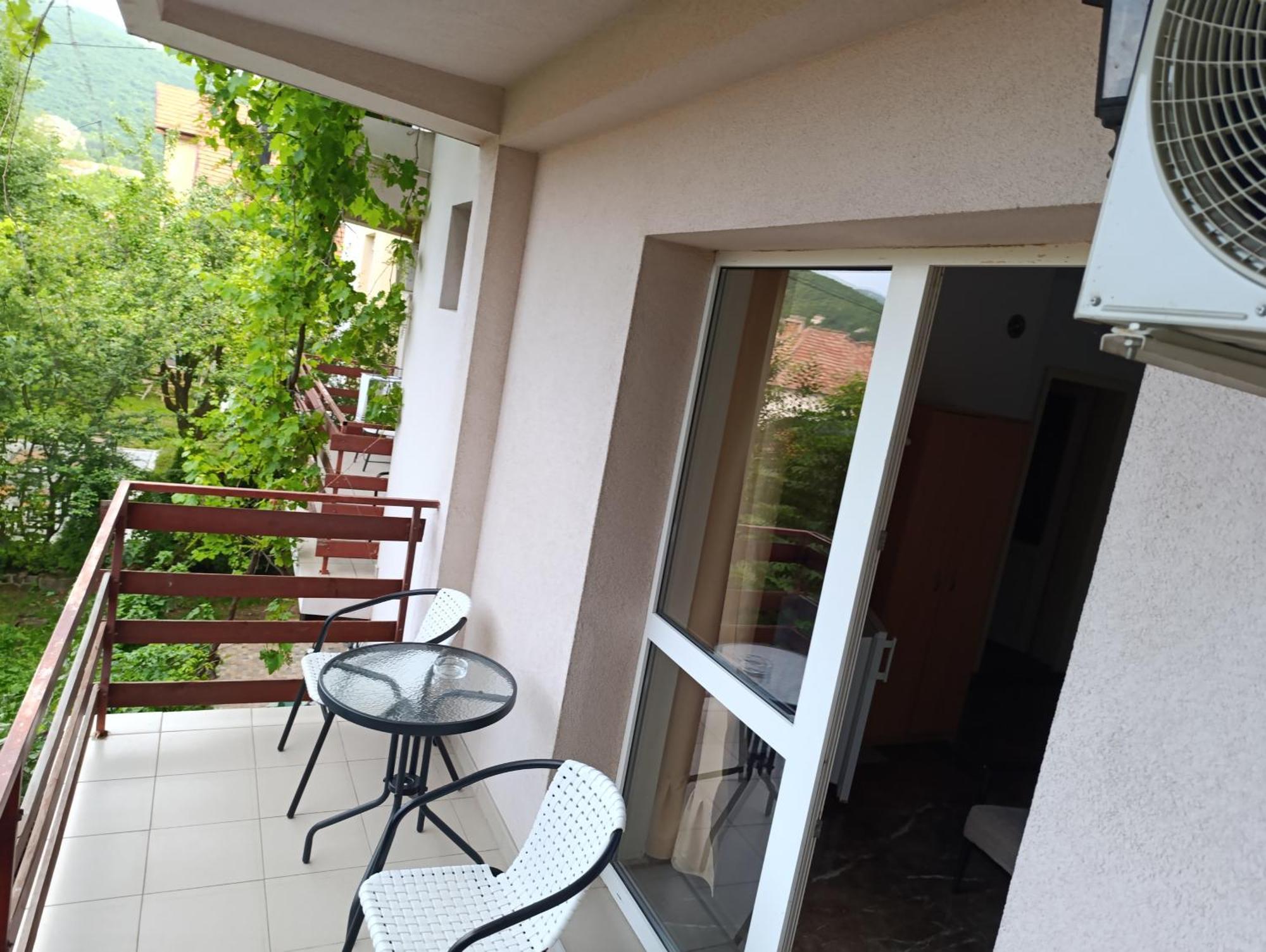 Apartments Nebojsa Соко Баня Екстериор снимка